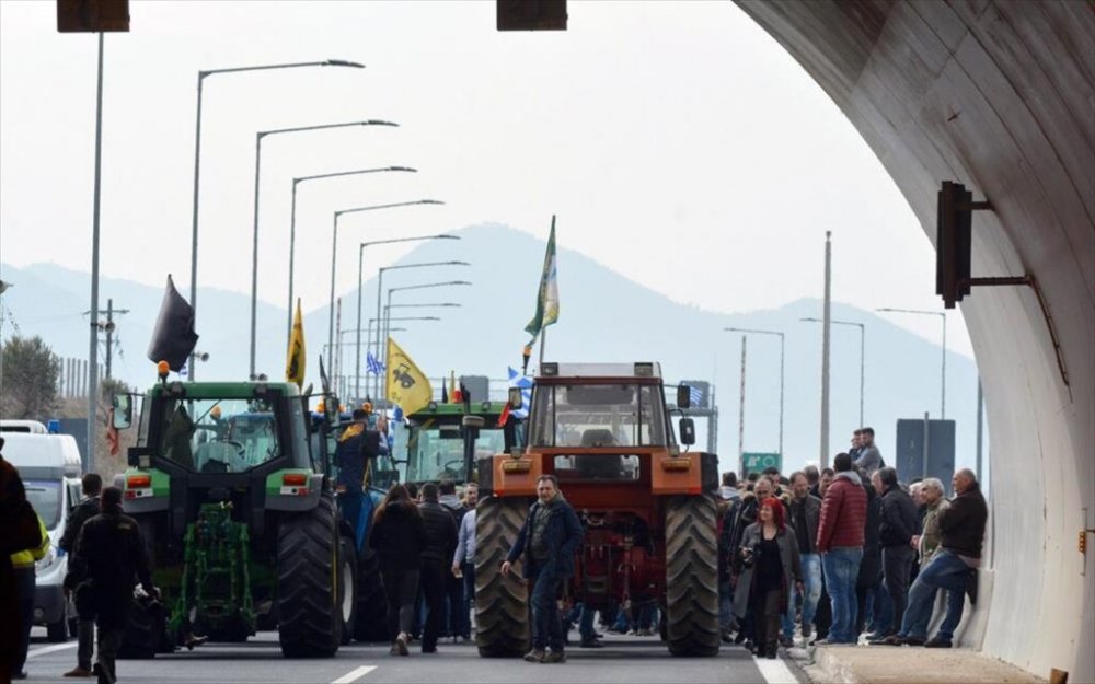 Κλιμάκωση των κινητοποιήσεων αποφάσισαν οι αγρότες