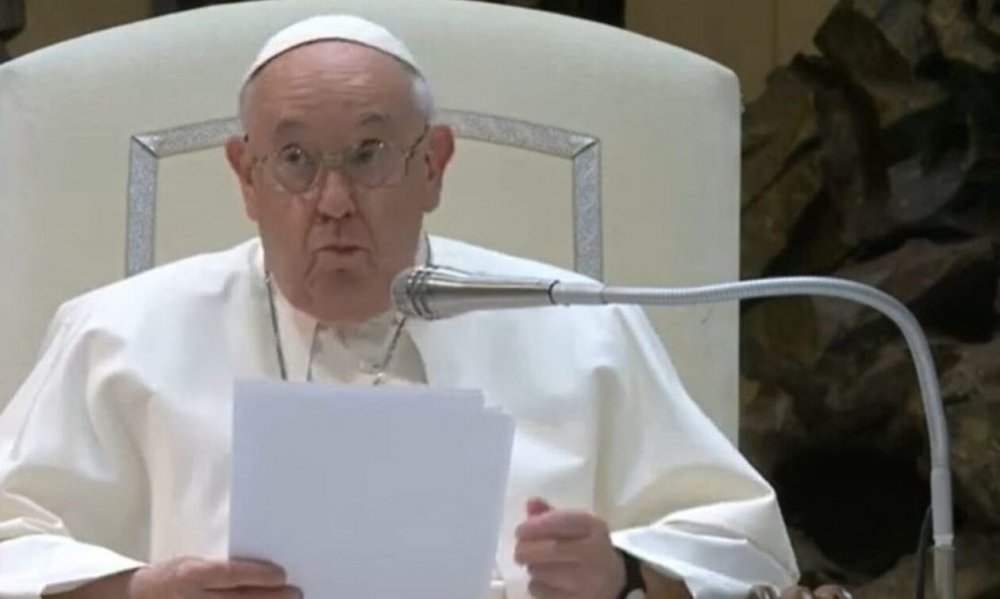 Πάπας Φραγκίσκος κατά της ιδεολογίας του φύλου: «Διαγράφει τις διαφορές και τα κάνει όλα ίδια»