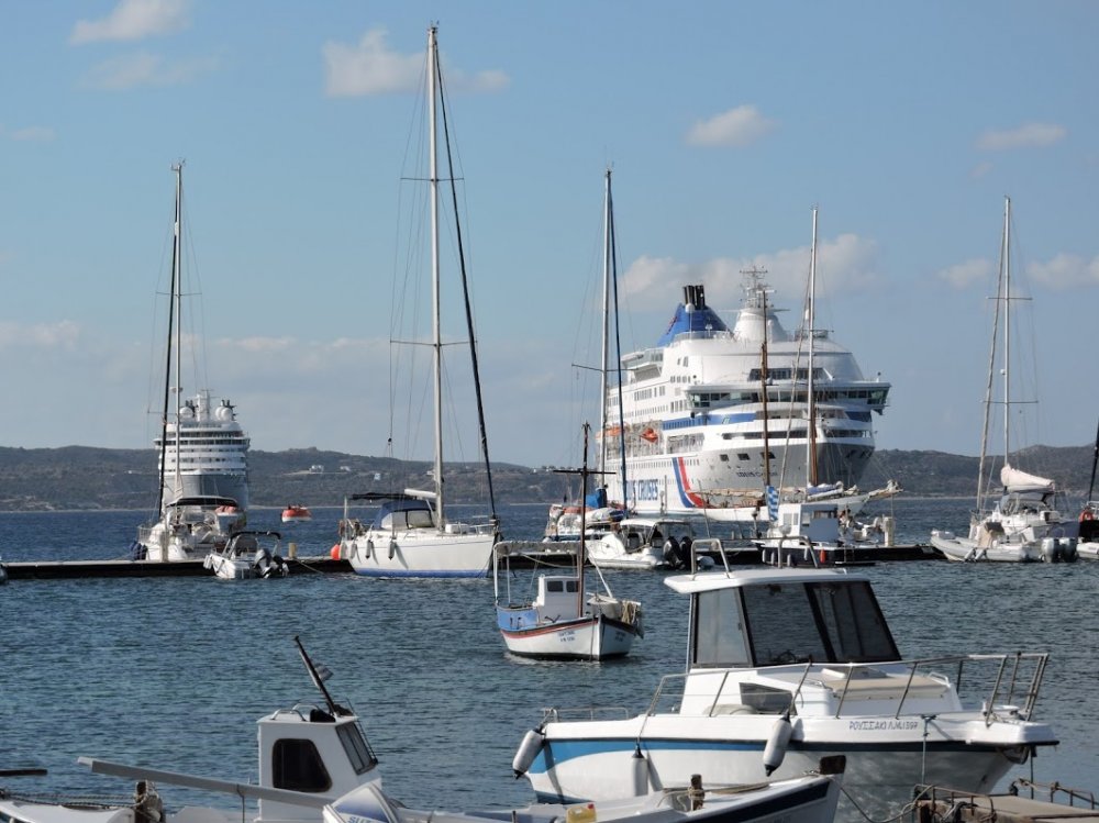 Τις αφίξεις στο λιμάνι του Βόλου ακυρώνουν τα κρουαζιερόπλοια 