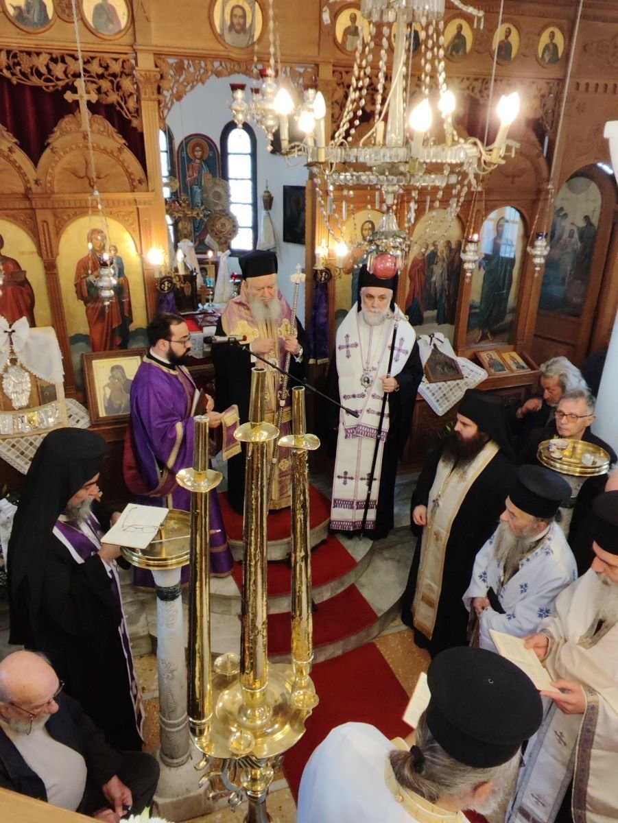 Ιερά Μητρόπολη Χαλκίδος: Τελέσθηκε η κηδεία του Πρωτοπρεσβύτερου Κωνσταντίνου Καλλιανού