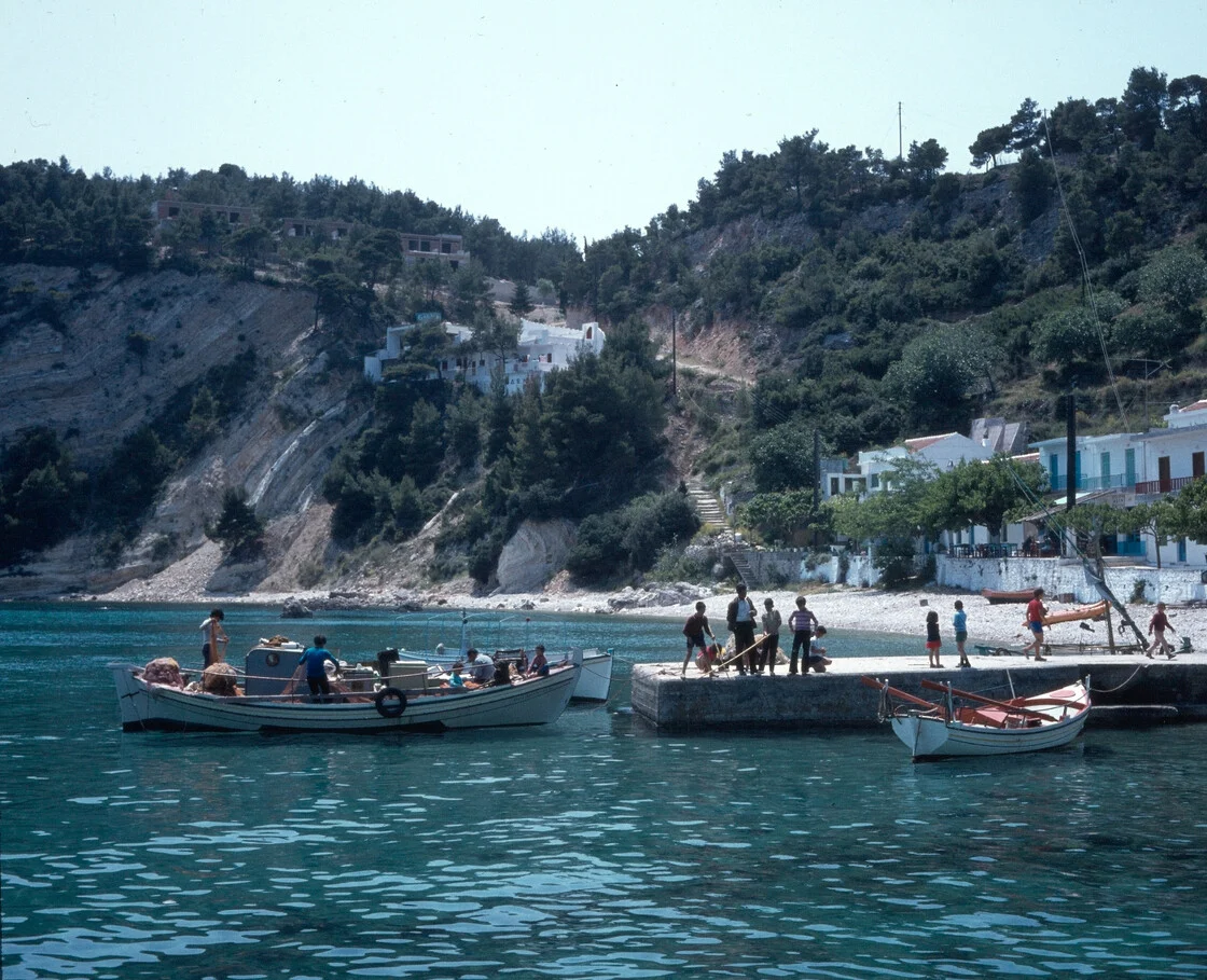  Στη γαλήνια Aλόνησσο του 1972