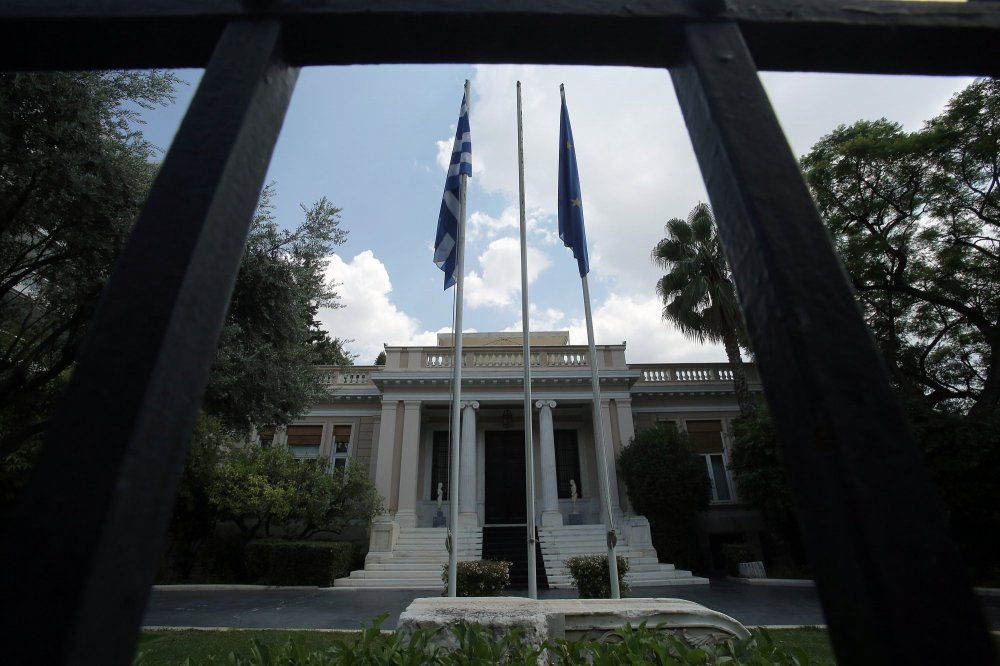 Ανασχηματισμός: Ανακοινώνεται στις 12:00 –  Έκτακτο: Αναβάλλεται το υπουργικό