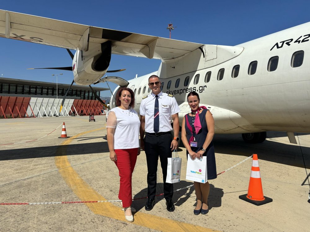 Ν. Αγχίαλος: Υποδοχή της πρώτης πτήσης της Sky Express από Ηράκλειο 