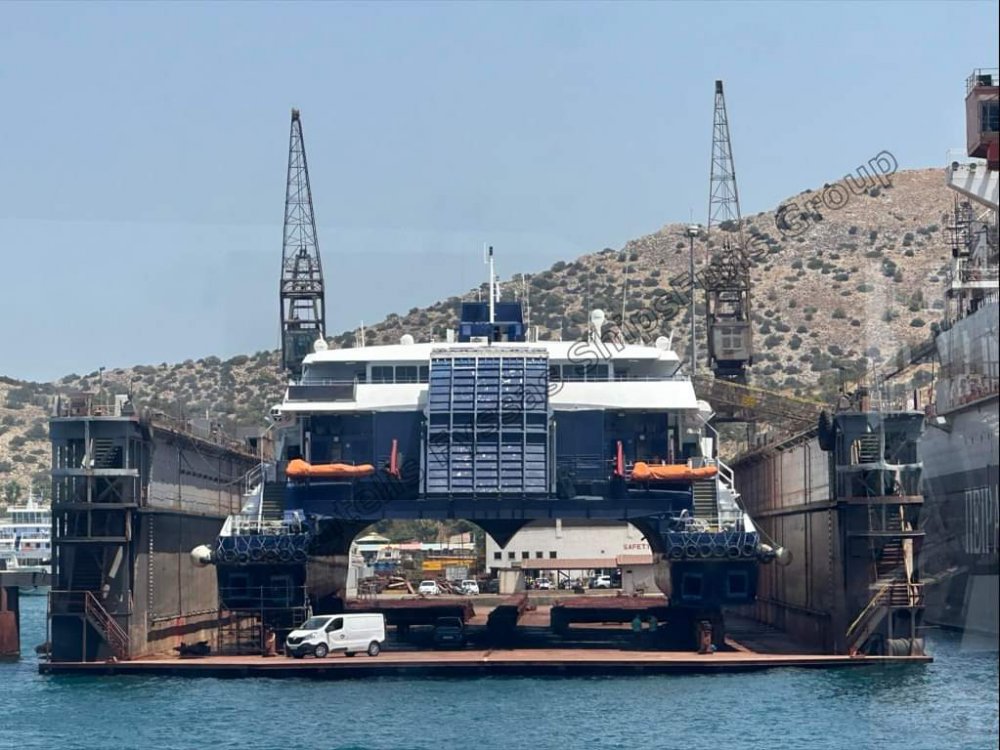 Στην Ναυπηγοεπισκευαστική ζώνη το NAXOS JET