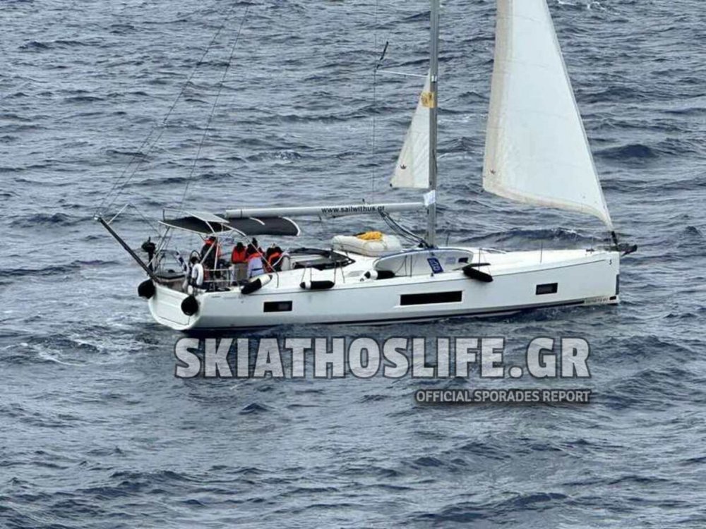 (εικόνες) ΑΠΟΚΛΕΙΣΤΙΚΟ - SOS εξέπεμψε ιστιοφόρο ανοιχτά της Σκοπέλου | Superstar, σκάφος του Λιμενικού και παραπλέοντα σκάφη στην περιοχή