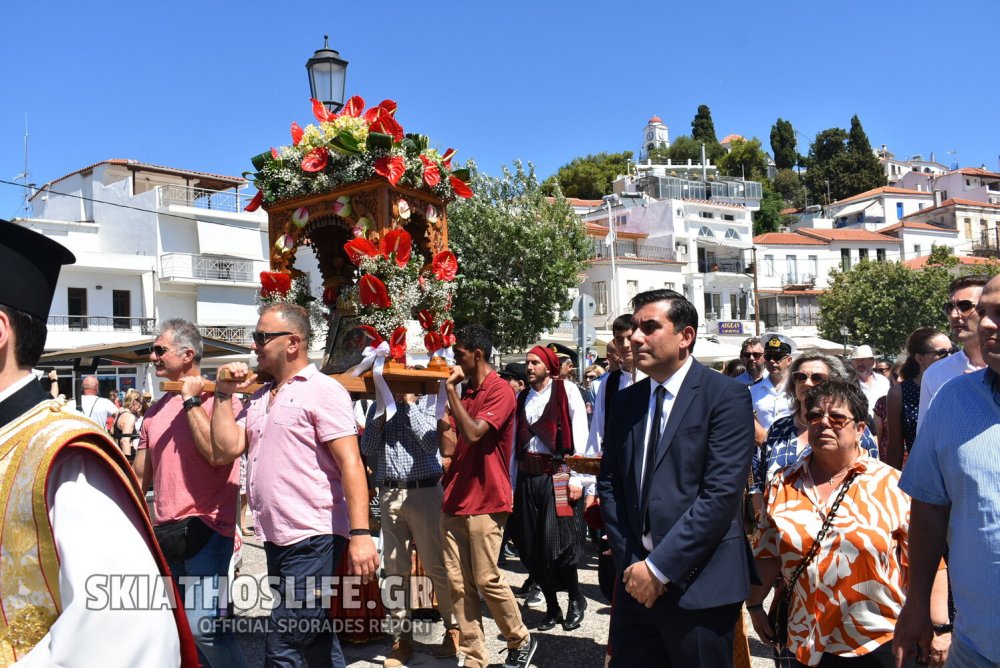 [εικόνες] Με λαμπρότητα τιμήθηκε ο εορτασμός Ευρέσεως της Θαυματουργού Εικόνος της Παναγίας Εικονίστριας