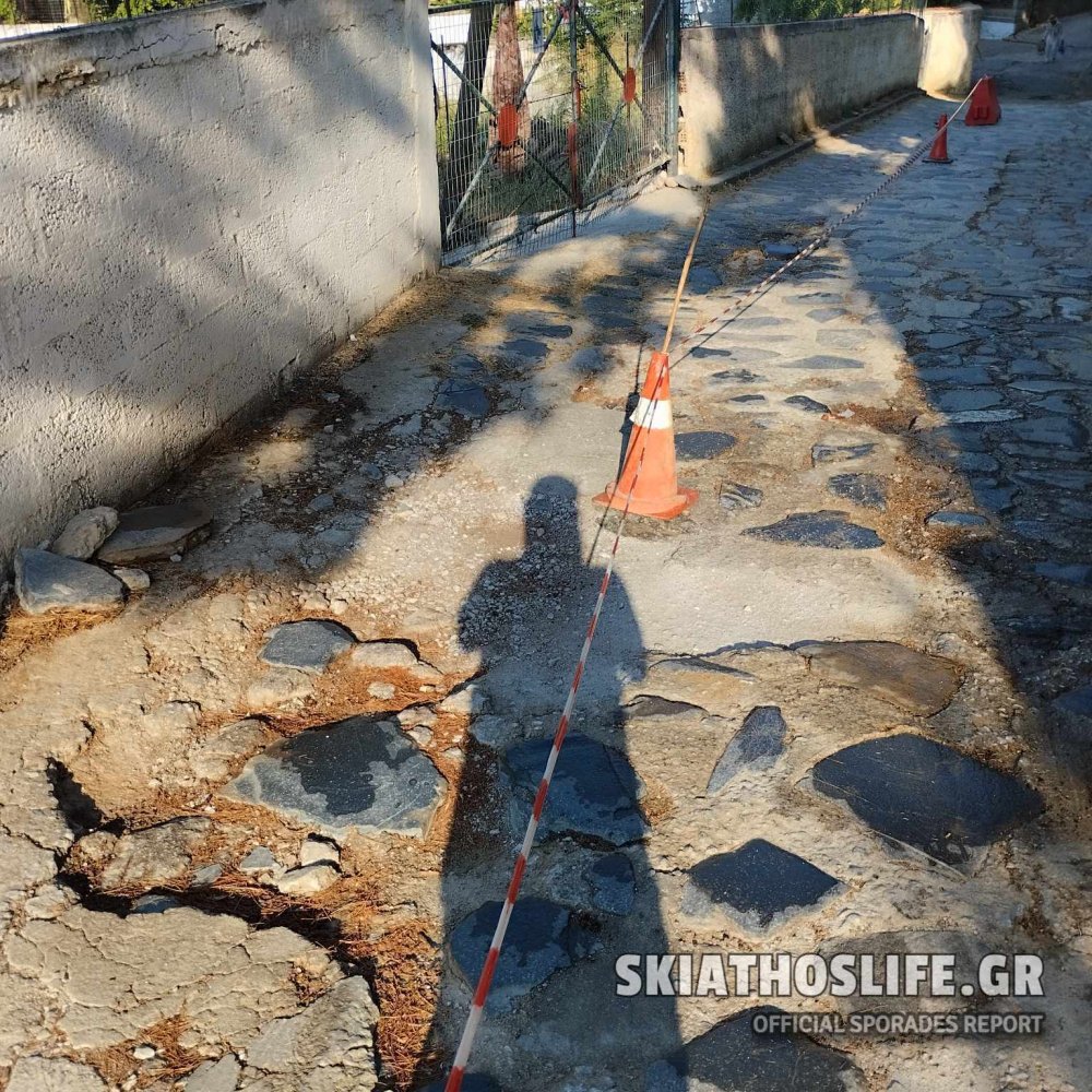 (εικόνες) ΚΩΝ/ΝΟΣ ΤΑΛΑΔΙΑΝΟΣ : Ολοκληρώθηκαν οι εργασίες επιδιόρθωσης του δρόμου προς το Κοιμητήριο Σκοπέλου