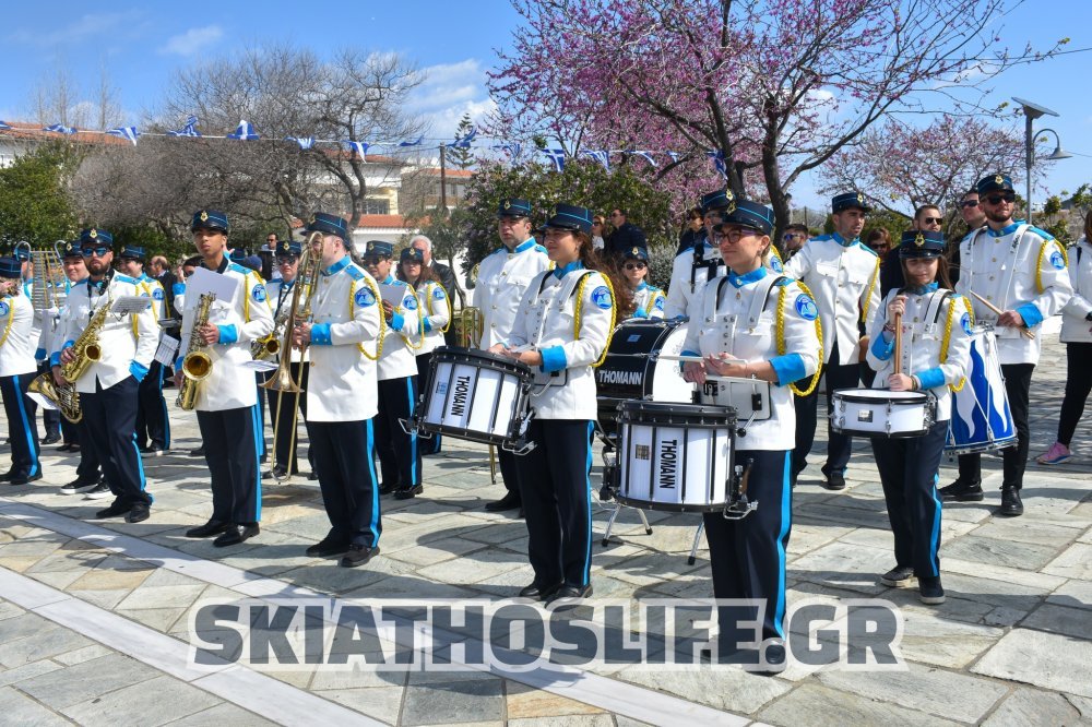 Συνεχίζονται οι εγγραφές για τα μαθήματα της Φιλαρμονικής Δήμου Σκιάθου