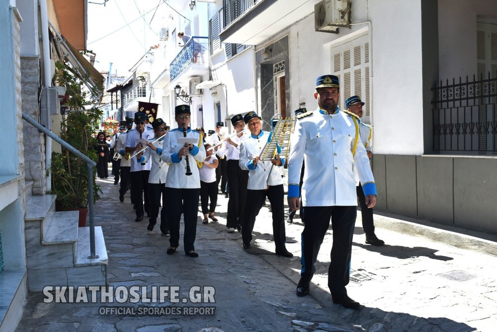 ΔΗΜΟΤΙΚΗ ΑΣΤΥΝΟΜΙΑ ΣΚΙΑΘΟΥ : Απαγόρευση Στάθμευσης για την εορτή της Πολιούχου