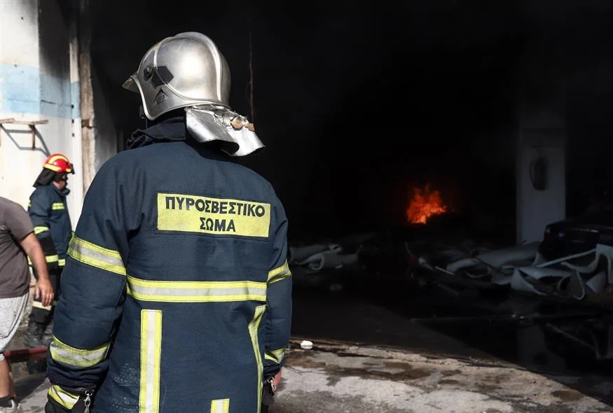 Φωτιά σε σπίτι στο Σοφικό Κορινθίας: Άνδρας ανασύρθηκε νεκρός