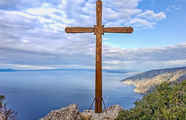 Κυριακή της Σταυροπροσκυνήσεως | γράφει ο π. Παντελεήμων Χούλης