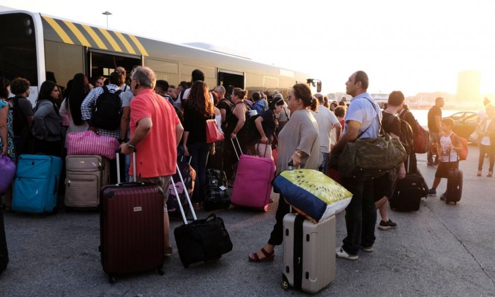 Aκτοπλοϊκά εισιτήρια: Καμία αύξηση, σταθερές τιμές όλο το καλοκαίρι, ανακοίνωσε ο Κικίλιας