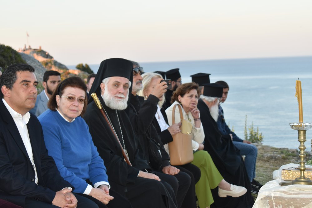 (φωτο) Η Λίνα Μενδώνη εγκαινίασε τα έργα στο Κάστρο της Σκιάθου