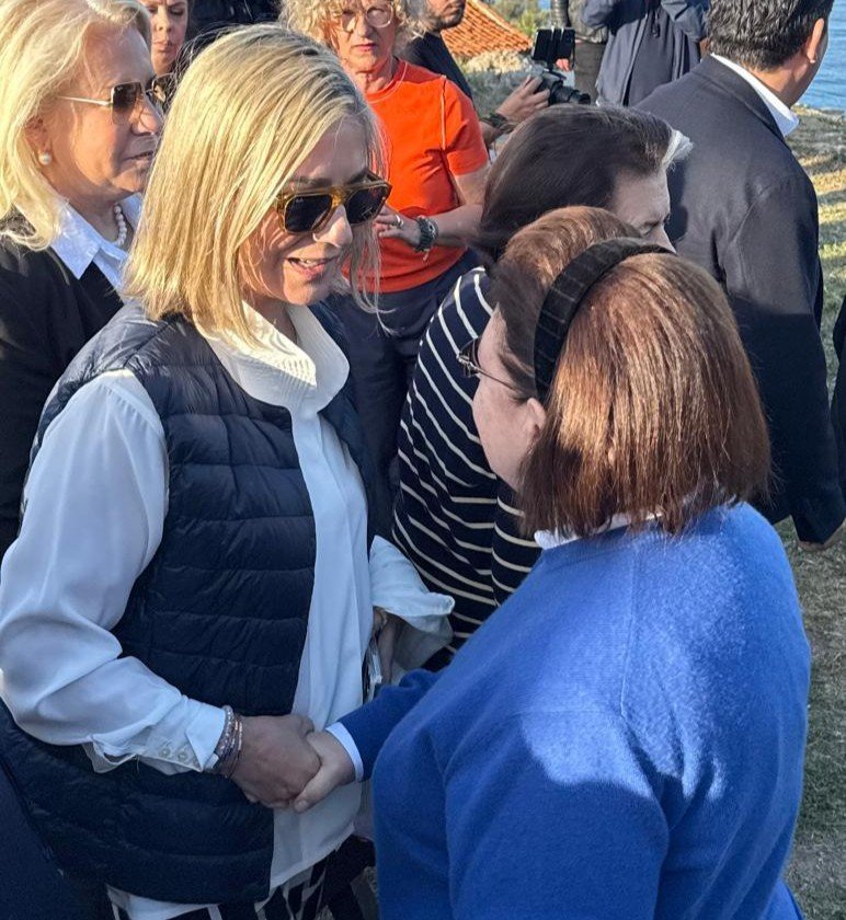 Η Ζ. Μακρή στα εγκαίνια των έργων στο εμβληματικό Κάστρο της Σκιάθου