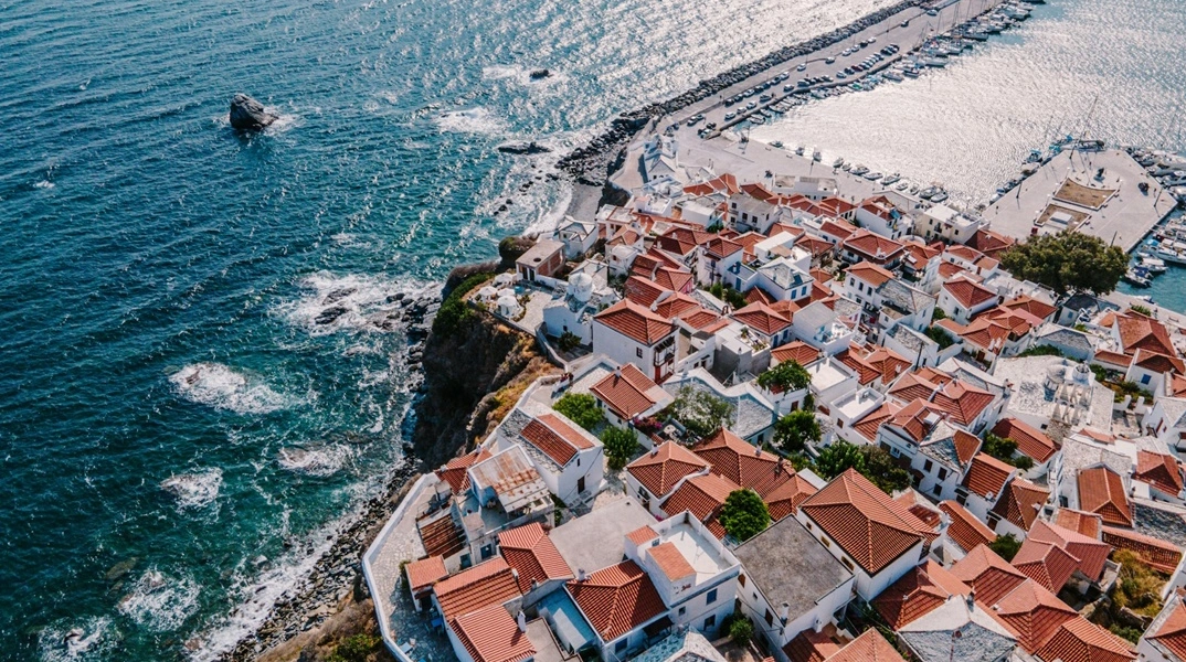 Η Σκόπελος στους ιδανικούς προορισμούς της Ευρώπης για άνοιξη και καλοκαίρι