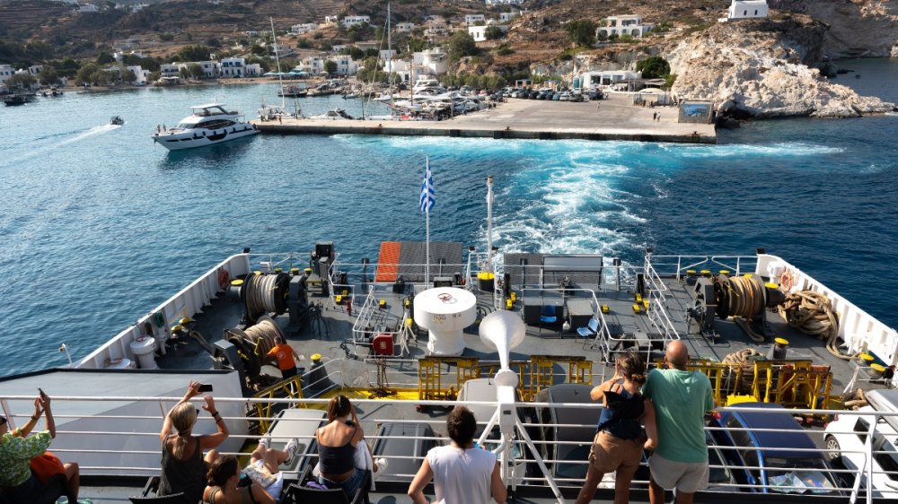 Οι τιμές στα ακτοπλοϊκά το 2025 – Έφτασαν τα αεροπορικά σε 6 χρόνια