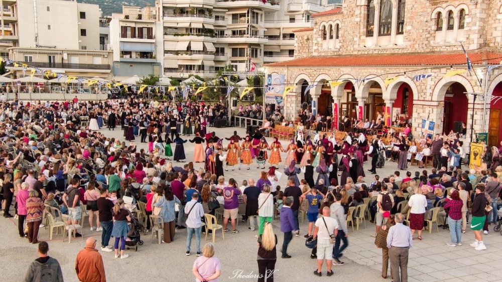 Το 6ο Αντάμωμα Παραδοσιακών Χορευτικών Ομάδων Μαγνησίας  «...με χορούς κυκλωτικούς, πάντα ν` ανταμώνουμε!»