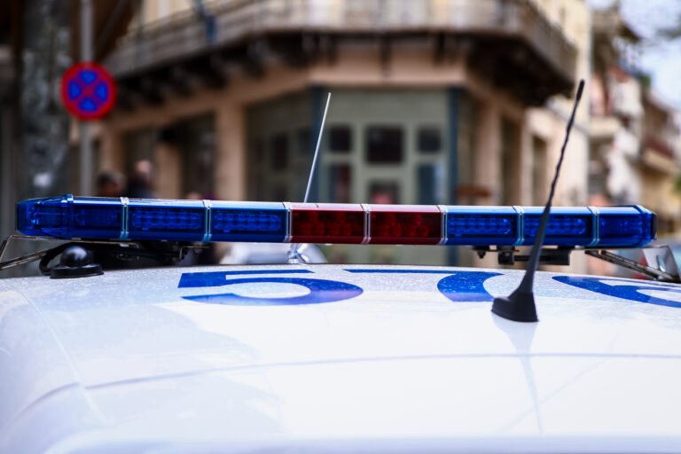 Ραφήνα: Νεκρός εντοπίστηκε 41χρονος Αλβανός σε αμπελώνα – Είχε τηλεφωνήσει στη γυναίκα του για να της πει ότι τον πυροβόλησαν στο κεφάλι
