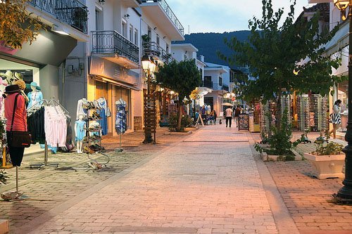 Καλοκαίρι με drones, μυστικούς ελέγχους και «τουρίστες-εφοριακούς» για να πιαστούν στα πράσα οι φοροφυγάδες 