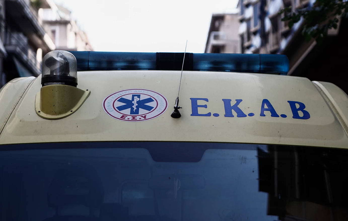 Τροχαίο δυστύχημα στην Ποσειδώνος: Νεκρή δημοτική υπάλληλος σε σύγκρουση απορριμματοφόρου με ταξί