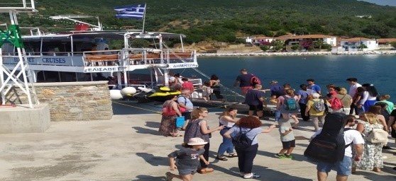 Στη Σκιάθο μαθητές του Δημοτικού Σχολείου Αργαλαστής