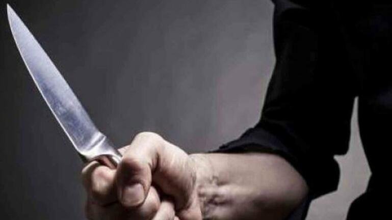 Βόλος: Κάρφωσε με μαχαίρι την σύζυγό του – Στο εδώλιο για απόπειρα ανθρωποκτονίας 58χρονος