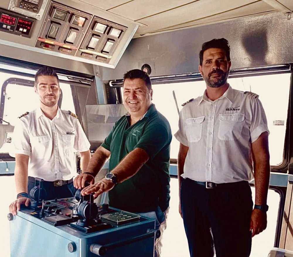 Στη γέφυρα του Seajets ο Δήμαρχος Μαντουδίου–Λίμνης–Αγίας Άννας με προορισμό τη Σκιάθο
