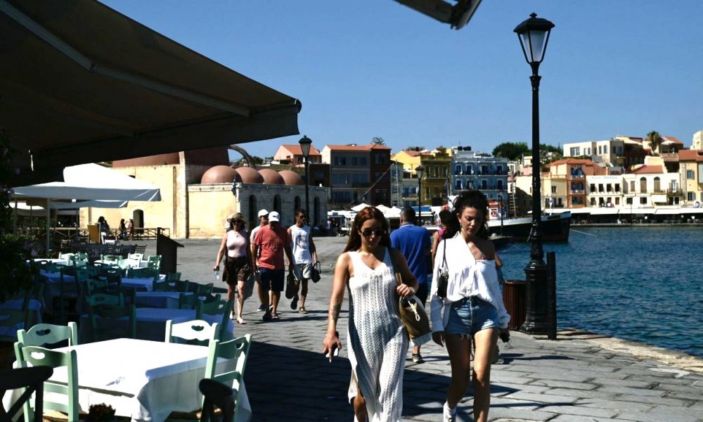 Πλήγμα για τον τουρισμό – Πάνω από 17 εκατ. Γερμανοί δεν θα κάνουν διακοπές εφέτος λόγω ύφεσης