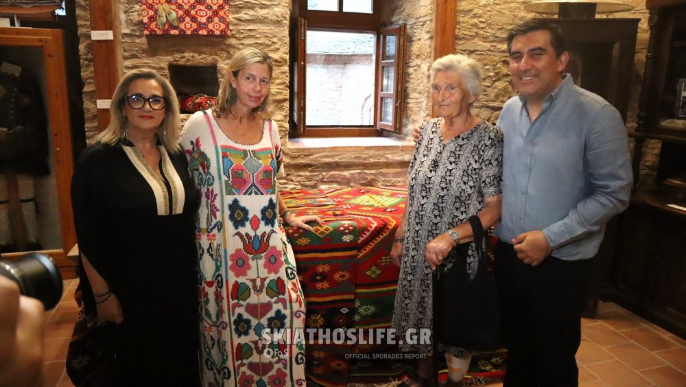 Tα Σκιαθίτικα θαυμαστά κιλίμια είναι μια παραδοσιακή διαδρομή στη ζωή του νησιού