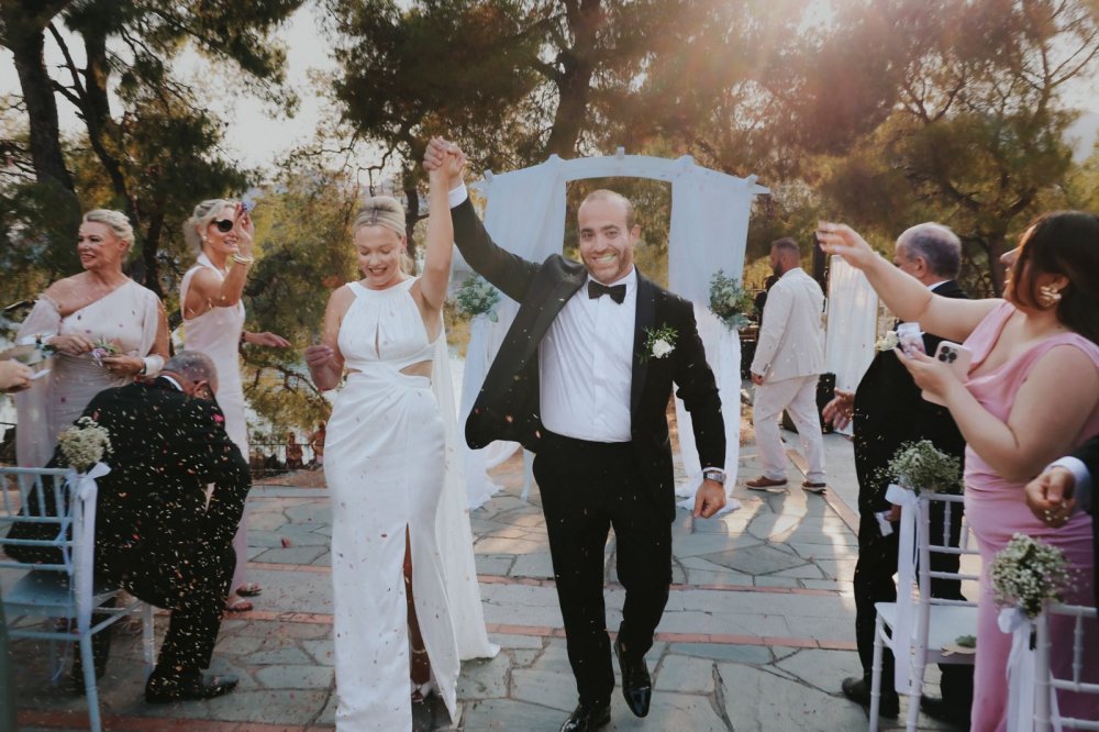 A Three-Day Wedding Celebration in Skiathos: Love, Culture & Island Soul (pict&video)
