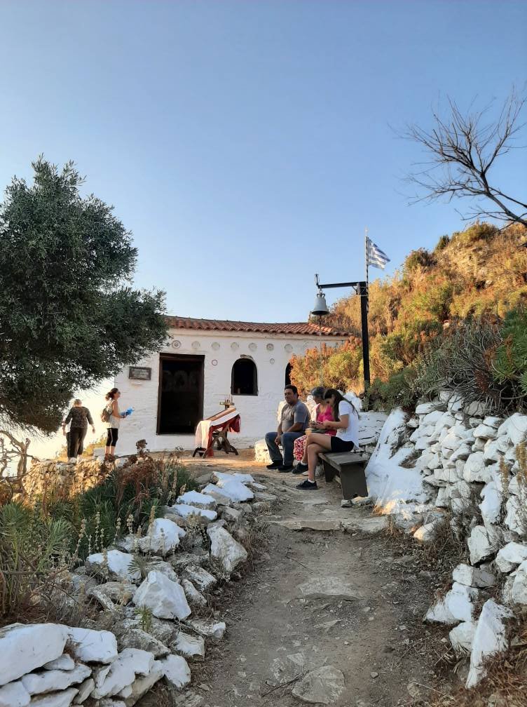 Φωτογραφίες από την Αγία Μαρίνα στο Κάστρο Σκιάθου