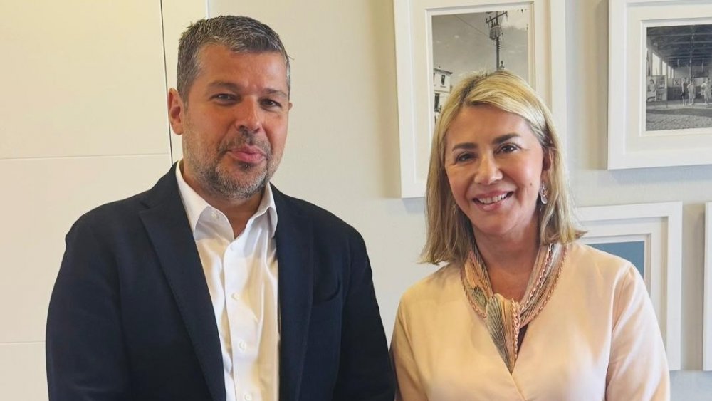 Ζ. Μακρή: «H ΔΕΗ δωρίζει ασθενοφόρο στο ΕΚΑΒ Βόλου»