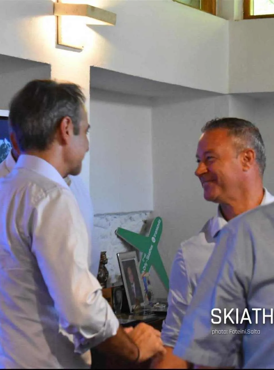 Οι μελλοντικές αναπτυξιακές δράσεις για το λιμάνι της Σκιάθου τέθηκαν στη συνάντηση με τον Πρωθυπουργό