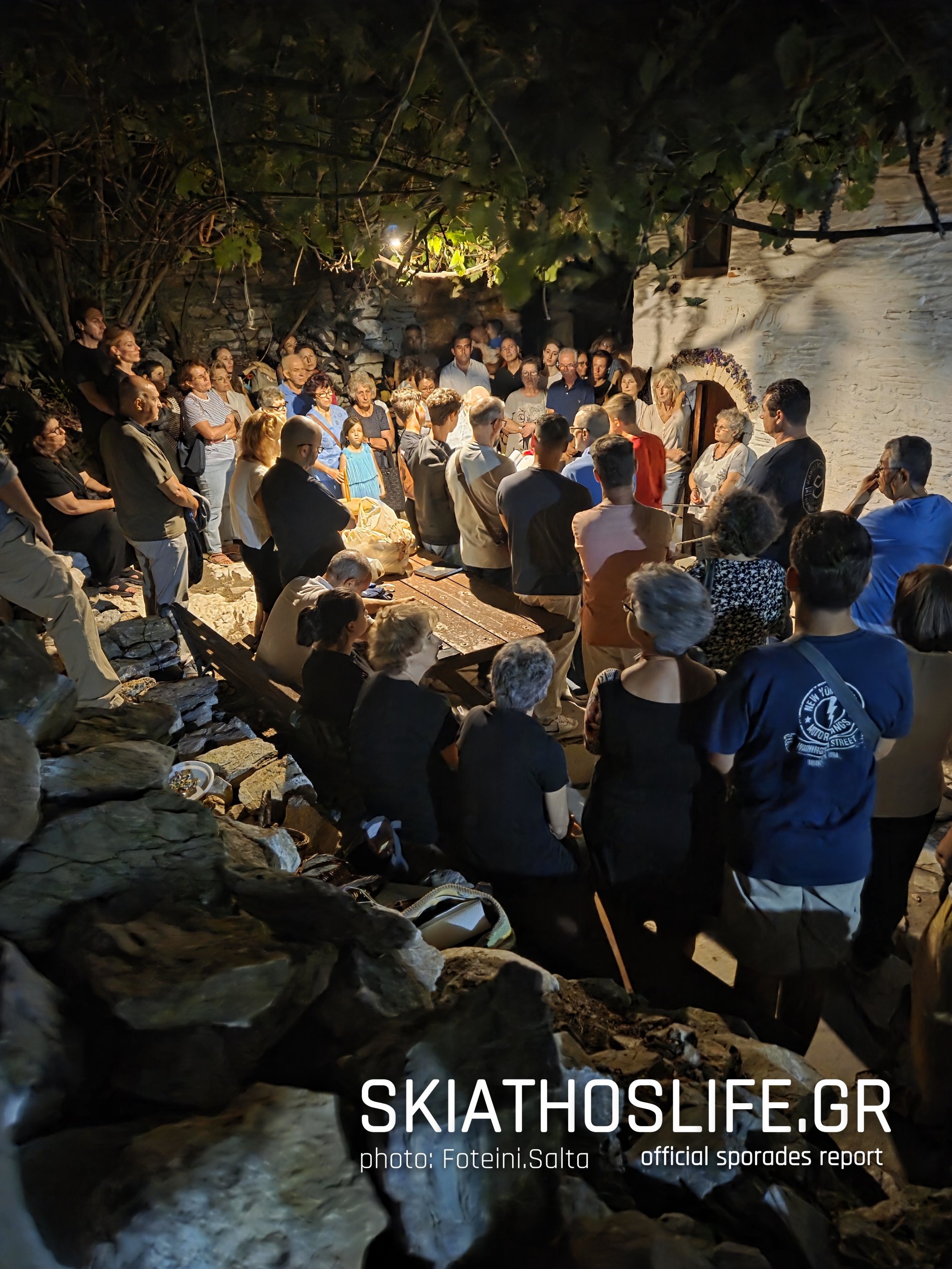 Η Μυσταγωγικότητα της Μεταμορφώσεως του Σωτήρος στο Χριστό στο Κάστρο (φωτο)