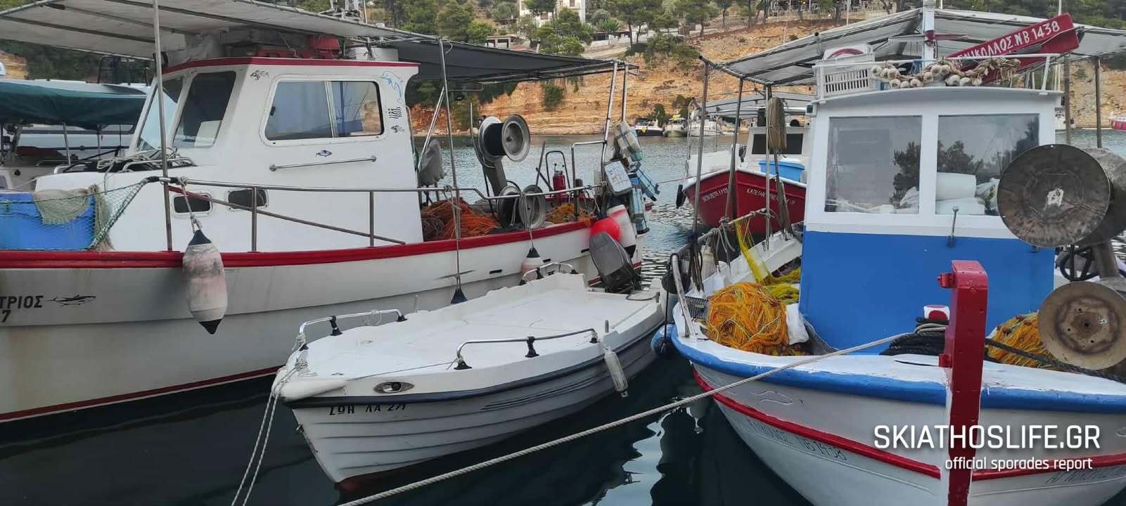 Οργή από τους επαγγελματίες Αλιείς στην Αλόννησο για την κατάσταση που επικρατεί στο Αλιευτικό καταφύγιο στη Βότση (φωτό)