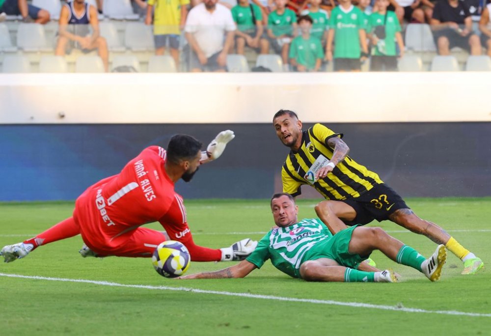 Conference League: Έ(Χ)ασε την ευκαιρία να φύγει με «διπλό» πρόκρισης από την Κύπρο η ΑΕΚ, 2-2 με Άρη Λεμεσού