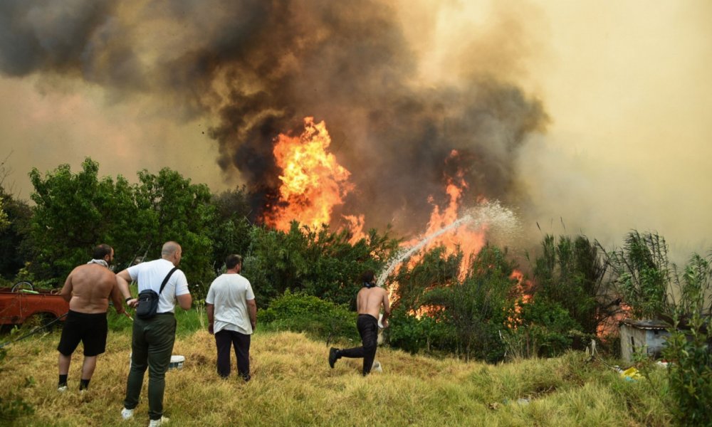 Φωτιά στην Αχαΐα: Η κυνική ομολογία του 19χρονου – Γιατί ήθελαν να κάψουν την Πάτρα