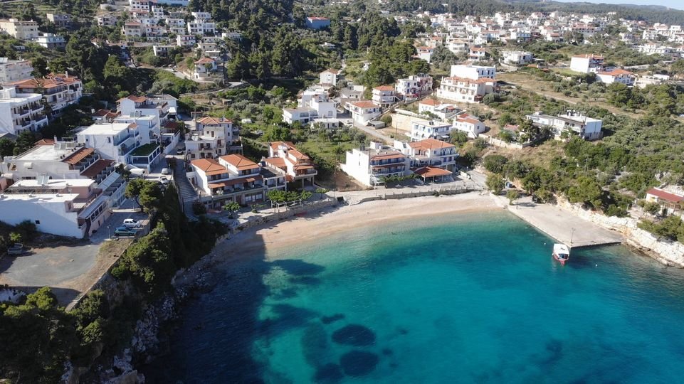 ΑΛΟΝΝΗΣΟΣ : Σε κρίσιμη κατάσταση 70χρονος μετά από καυγά με το Δήμαρχο 