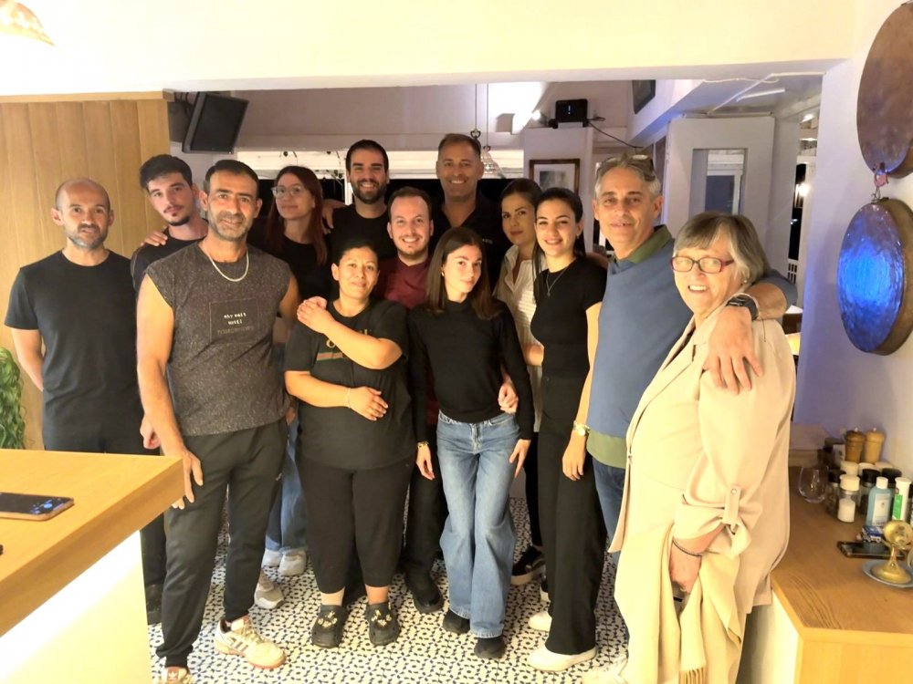 Η Οικογένεια του AGNADIO Restaurant αποχαιρετάει το Καλοκαίρι και ανανεώνει το ραντεβού της για το 2026