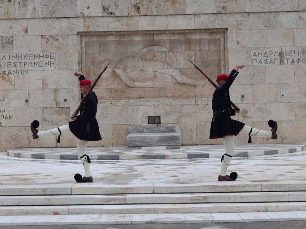 Άγνωστος Στρατιώτης: Τέλος από σήμερα οι καταλήψεις και οι συναθροίσεις - Πρόστιμα έως και €40.000