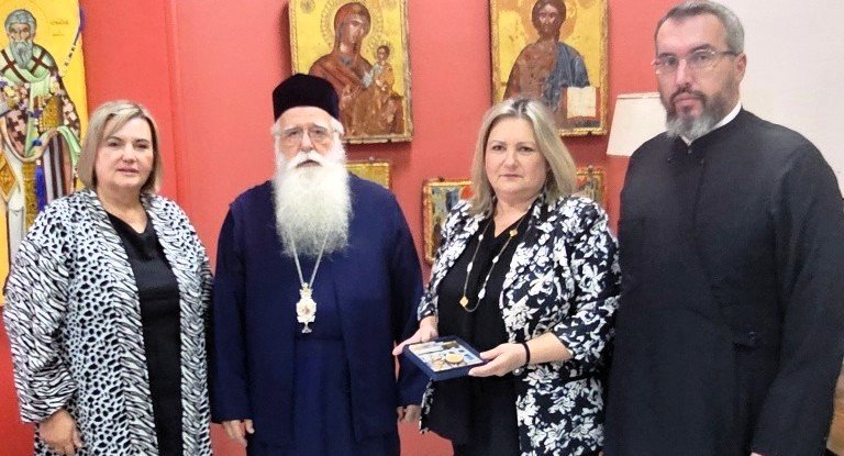 Η Αντιπεριφερειάρχης Τουρισμού και η Πρόεδρος του Περιφερειακού Συμβουλίου Θεσσαλίας και Πρόεδρος της ΕΚΠΟΛ στον Μητροπολίτη Δημητριάδος