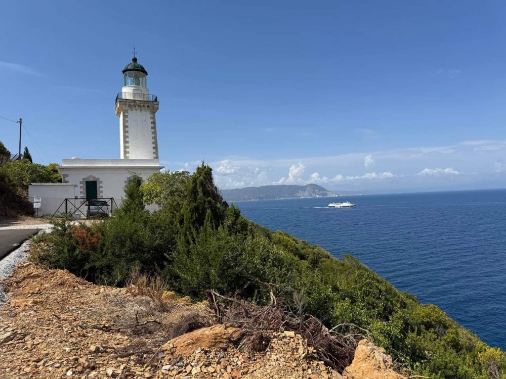 ΑΓΓΕΛΟΣ ΞΗΝΤΑΡΗΣ : Η ισόρροπη αναβάθμιση λιμένων και οικισμών στο νησί ωθεί τους συμπολίτες μας και άλλους για επενδύσεις