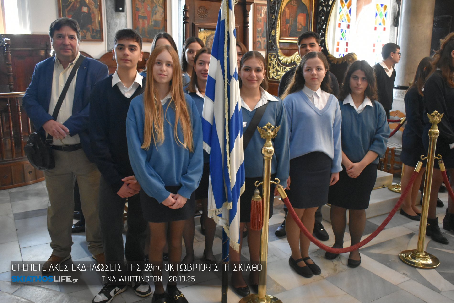 Φωτορεπορτάζ από τη Δοξολογία στο Μητροπολιτικό Ναό Τριών Ιεραρχών (φωτο)