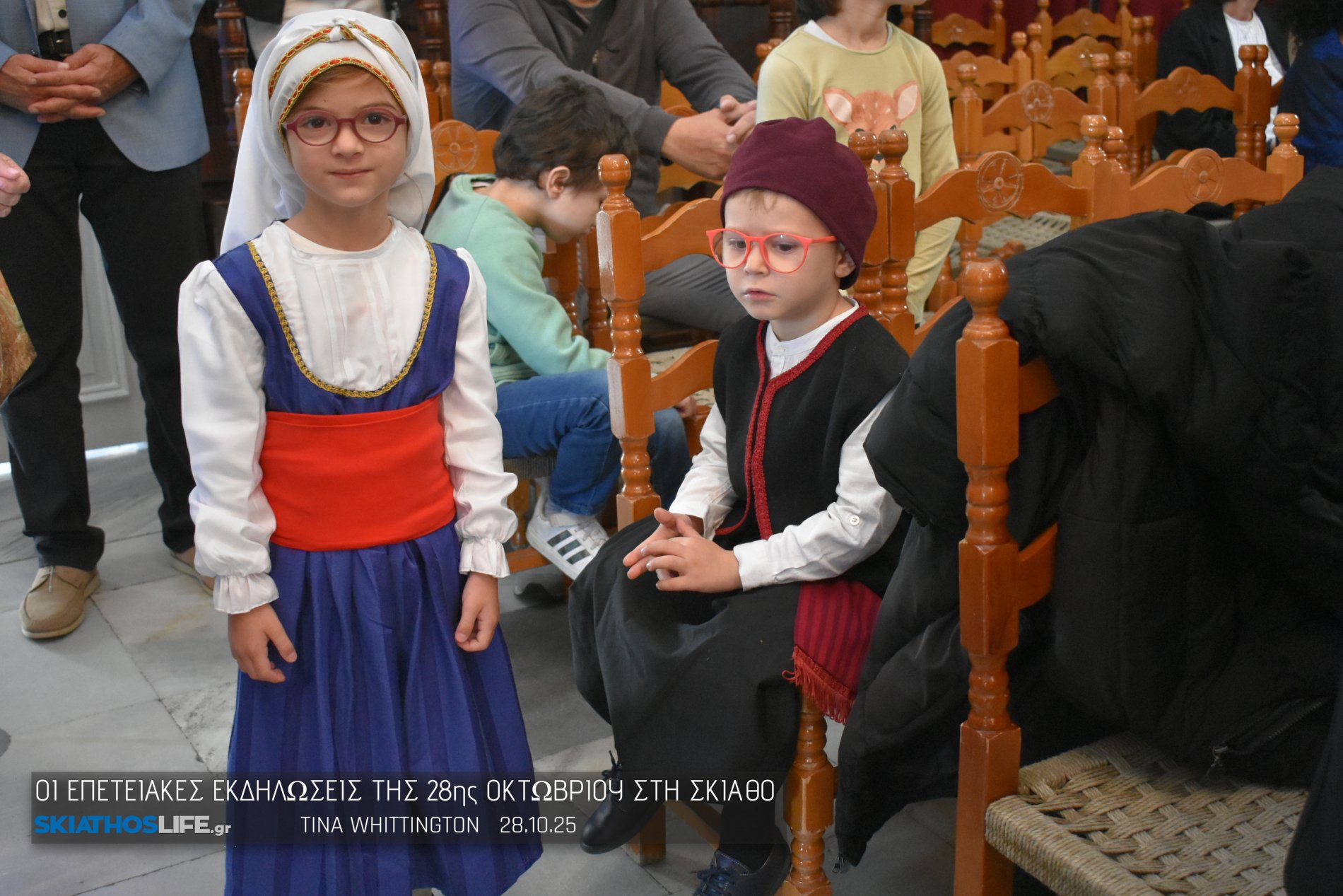 Φωτορεπορτάζ από τη Δοξολογία στο Μητροπολιτικό Ναό Τριών Ιεραρχών (φωτο)