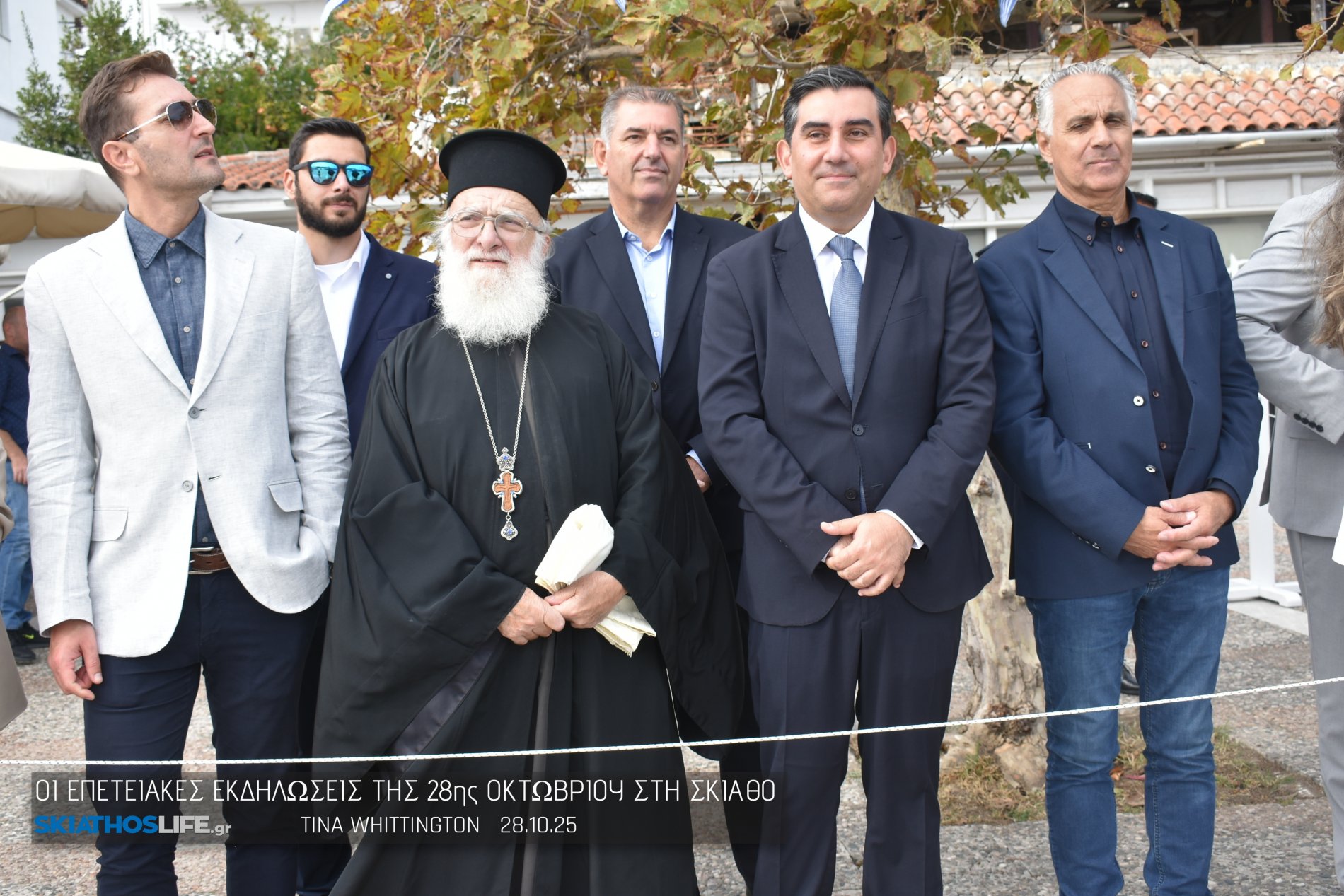 Εντυπωσιακή η Μαθητική παρέλαση στη Σκιάθο (video&φωτο)