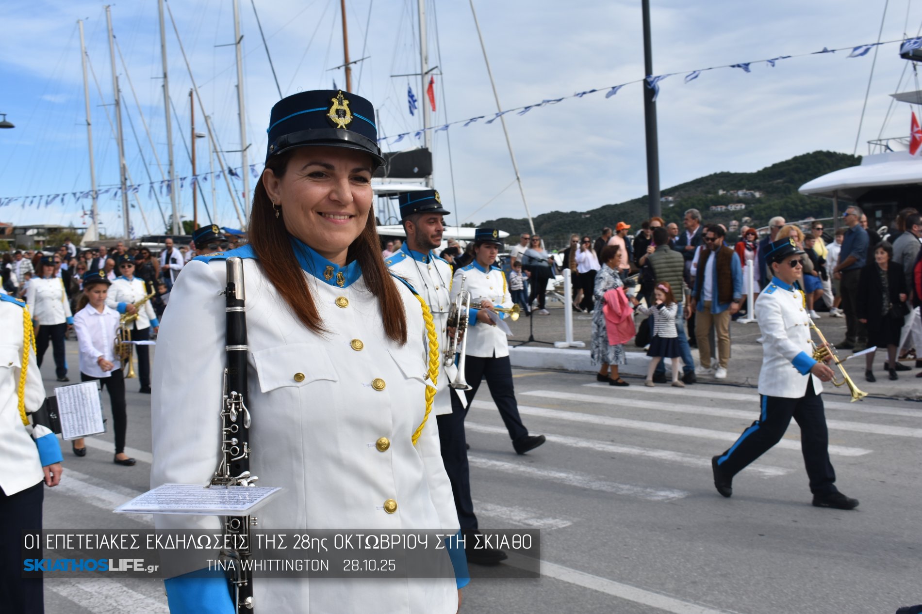 Εντυπωσιακή η Μαθητική παρέλαση στη Σκιάθο (video&φωτο)