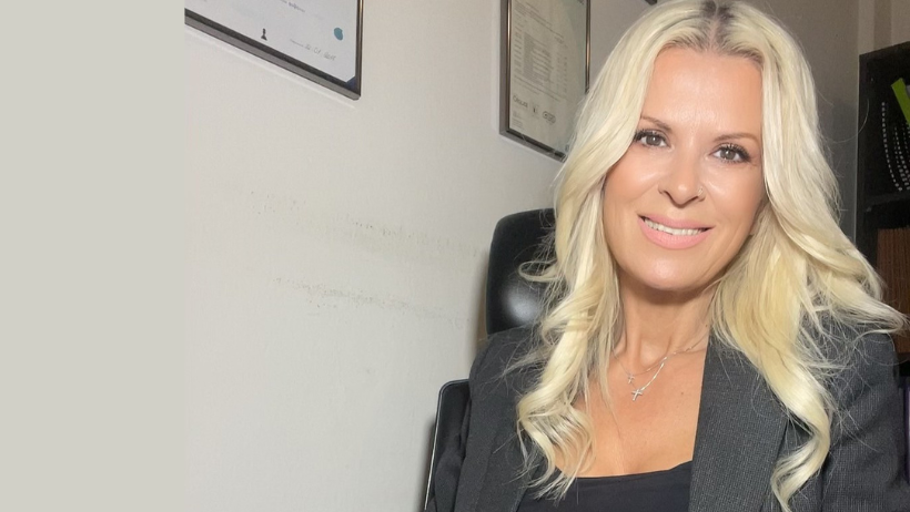 Ζήλεια: το πιο ανθρώπινο - και το πιο επικίνδυνο συναίσθημα Η Σύμβουλος Ψυχικής Υγείας & Ψυχοθεραπεύτρια Άντζυ Μπάλλου απαντάει σε ερωτήσεις του Νίκου Τζούμα