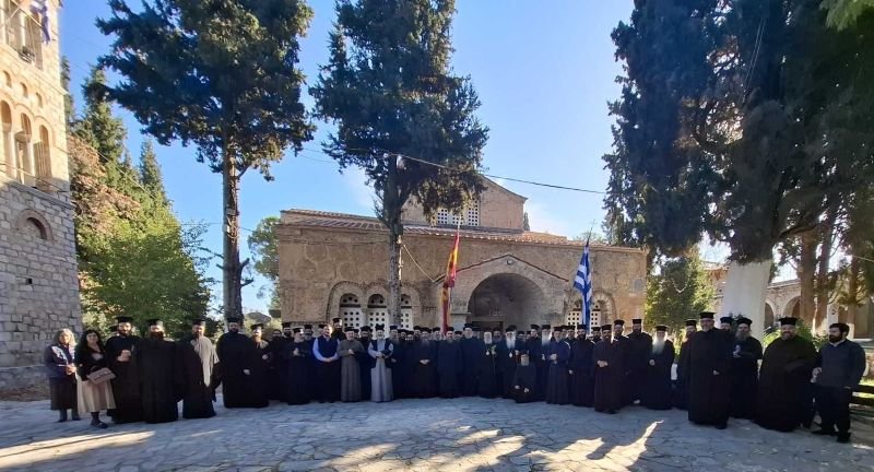 Ολοκληρώθηκε το 32ο Ιερατικό Συνέδριο της Ι. Μητροπολέως Χαλκίδος παρουσία Ιερέων της Σκιάθου (φωτο)