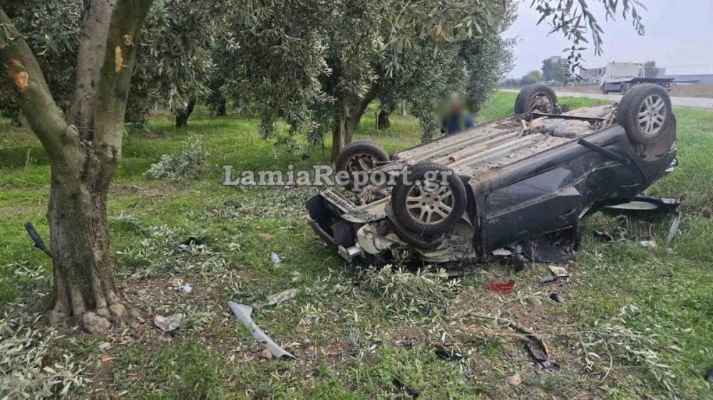 Τραγωδία στη Φθιώτιδα: Σκοτώθηκαν δύο φίλοι τα ξημερώματα σε φοβερό τροχαίο