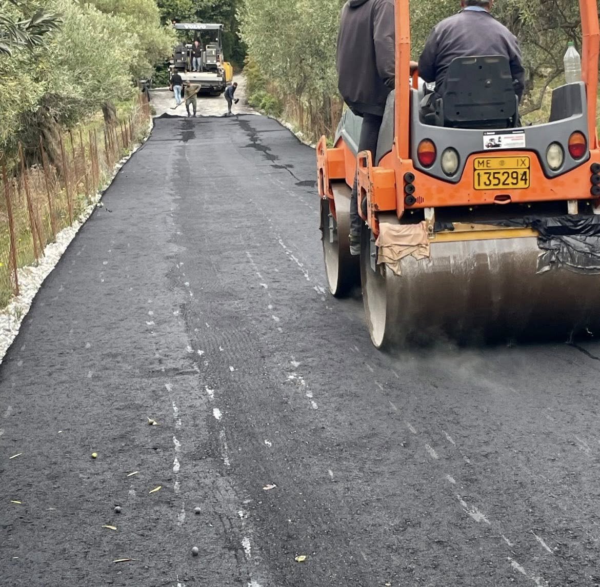 Σε φάση ολοκλήρωσης το έργο ασφαλτόστρωσης αγροτικής οδοποιίας στην περιοχή της Κεχριάς